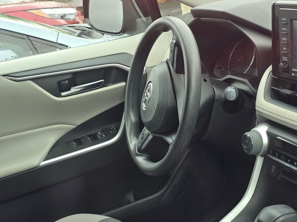 Used 2022 Black Toyota XLE image 19