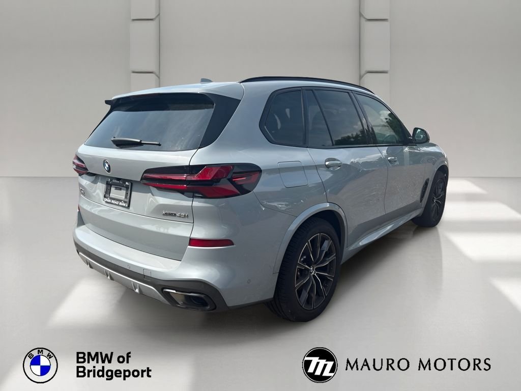 Certified Used 2024 Gray BMW xDrive40i image 6
