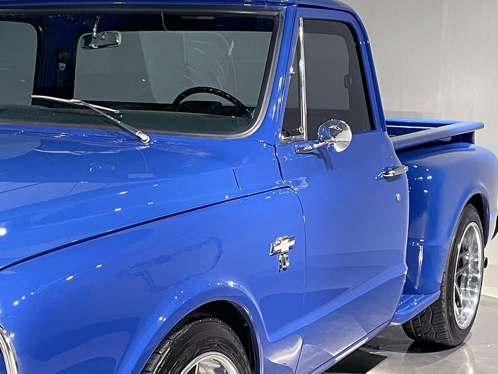 Used 1968  Chevrolet  image 19