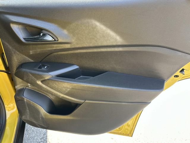 Used 2024 Yellow Chevrolet 1RS image 14