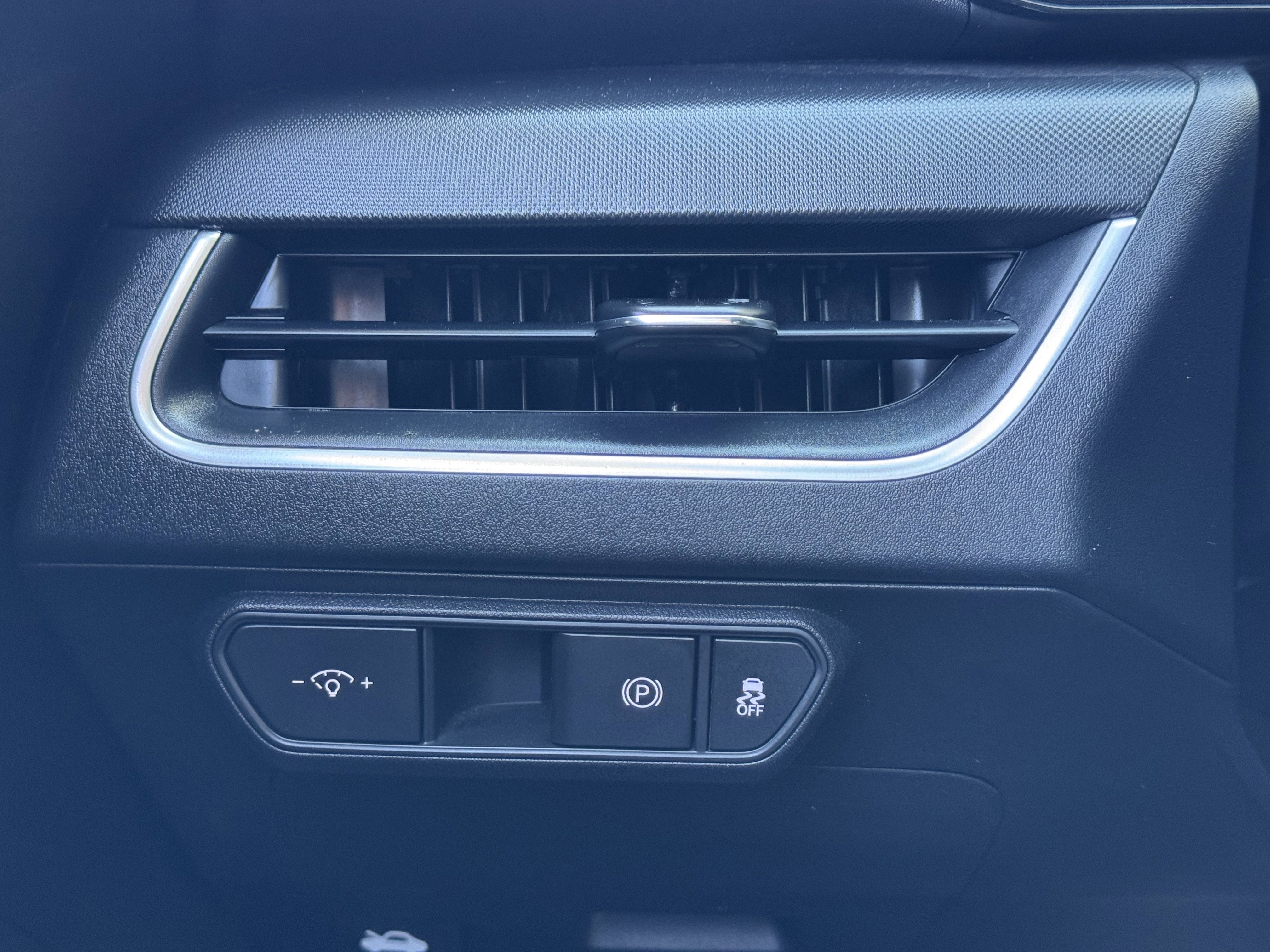 2025 Kia K4 LXS - Photo 30