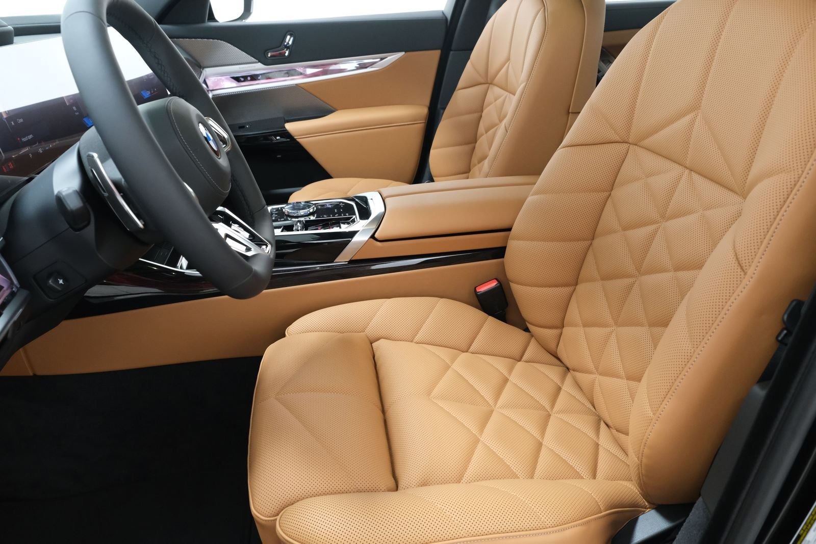 New 2026 Black Sapphire Metallic BMW Label image 51