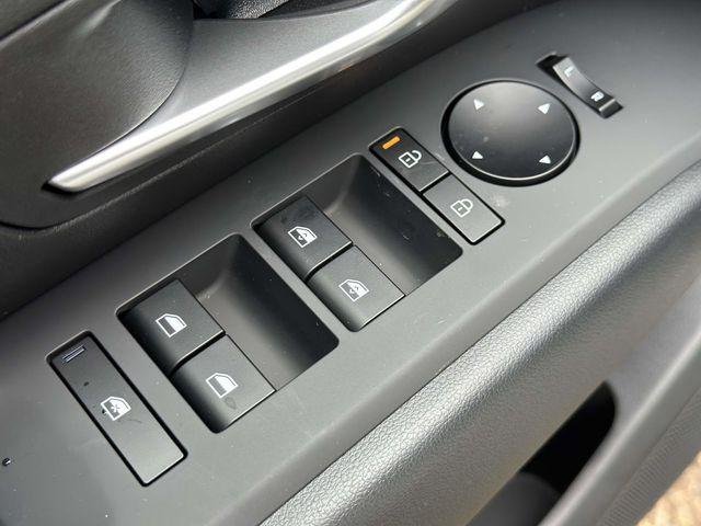 New 2026 White Hyundai SEL AWD image 27