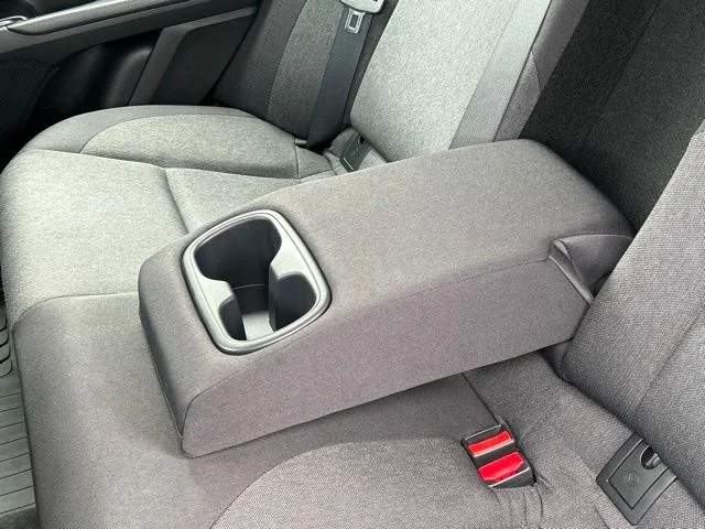 Certified Used 2025  Toyota LE image 33