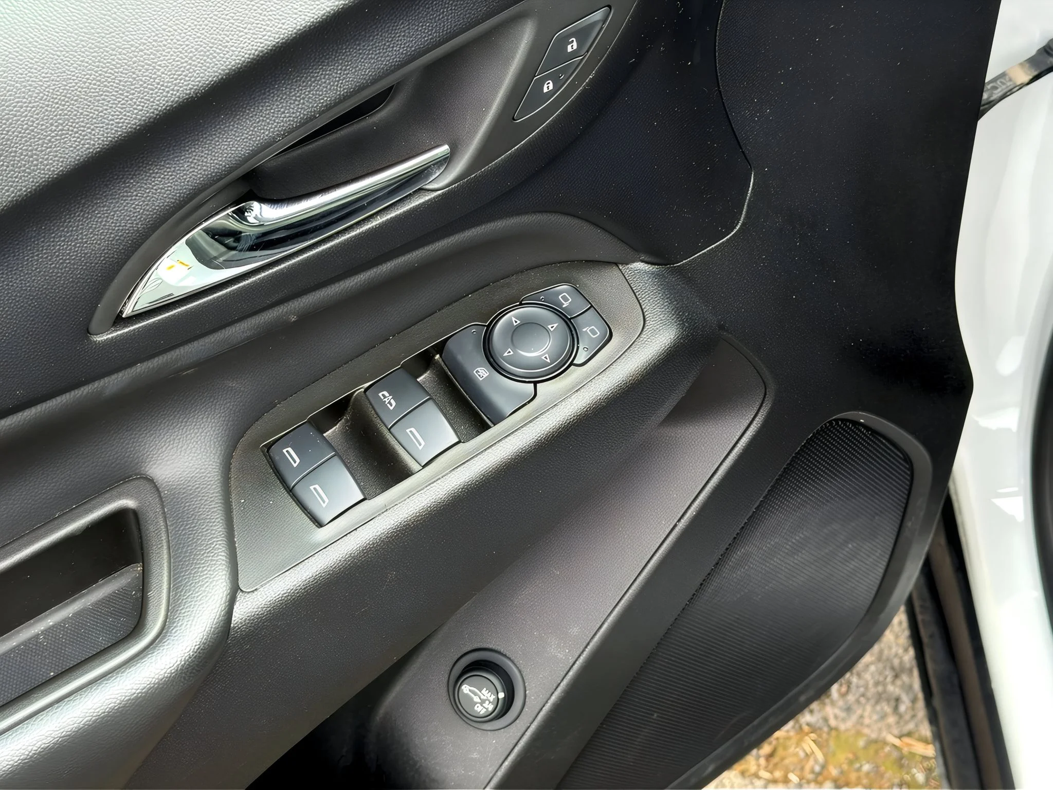 2024 Chevrolet Equinox LT - Photo 15