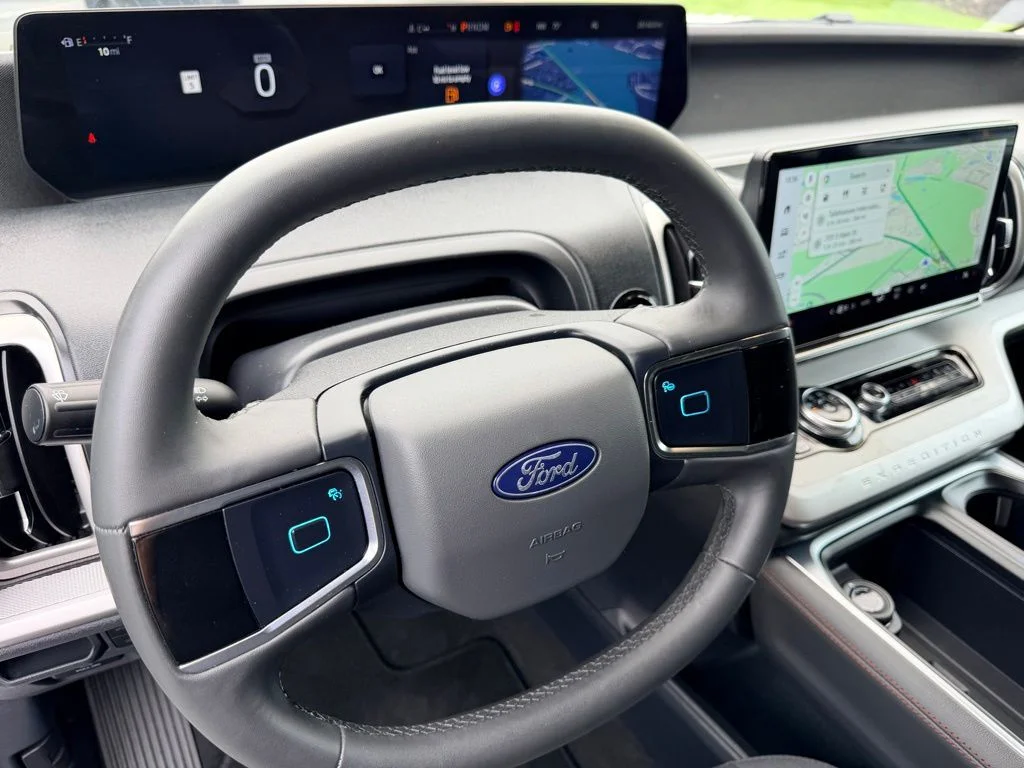 Used 2025 White Ford Active image 25