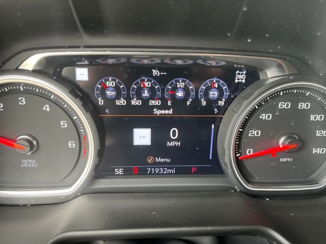 Used 2021 Beige Chevrolet High Country image 18