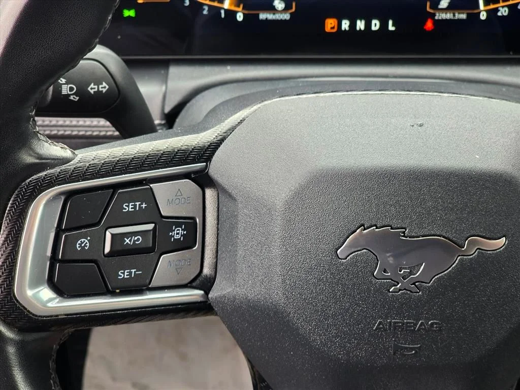Used 2025 Gray Ford EcoBoost Premium image 16
