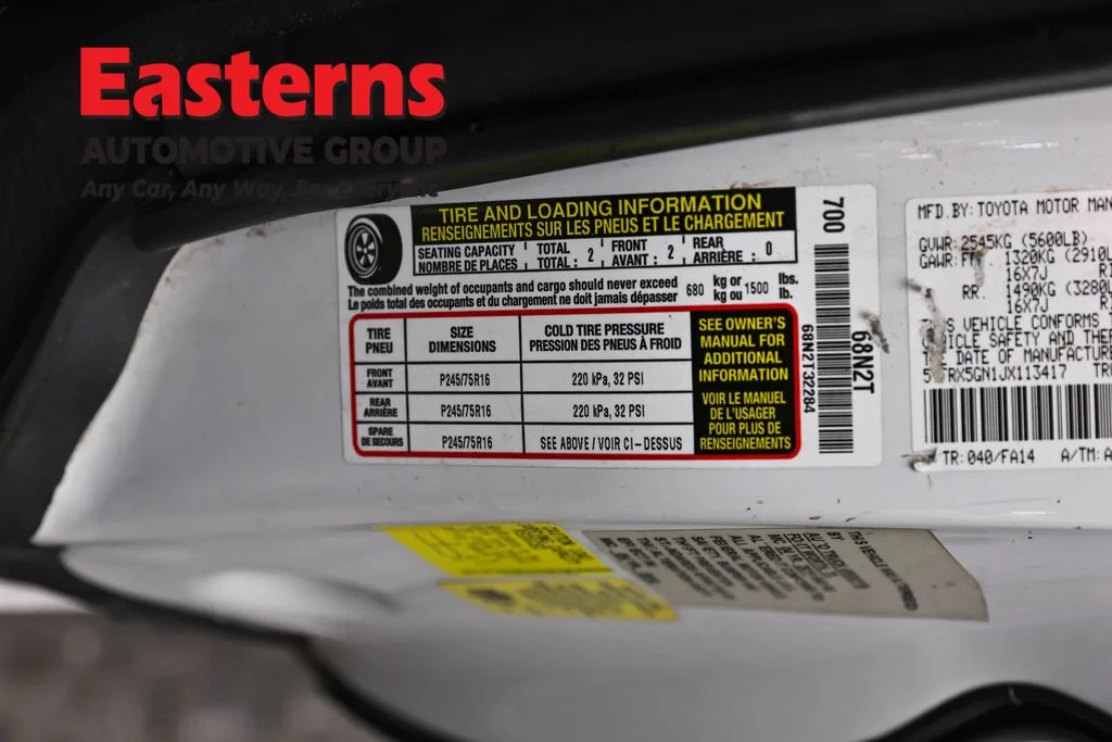 Used 2018 White Toyota SR image 34