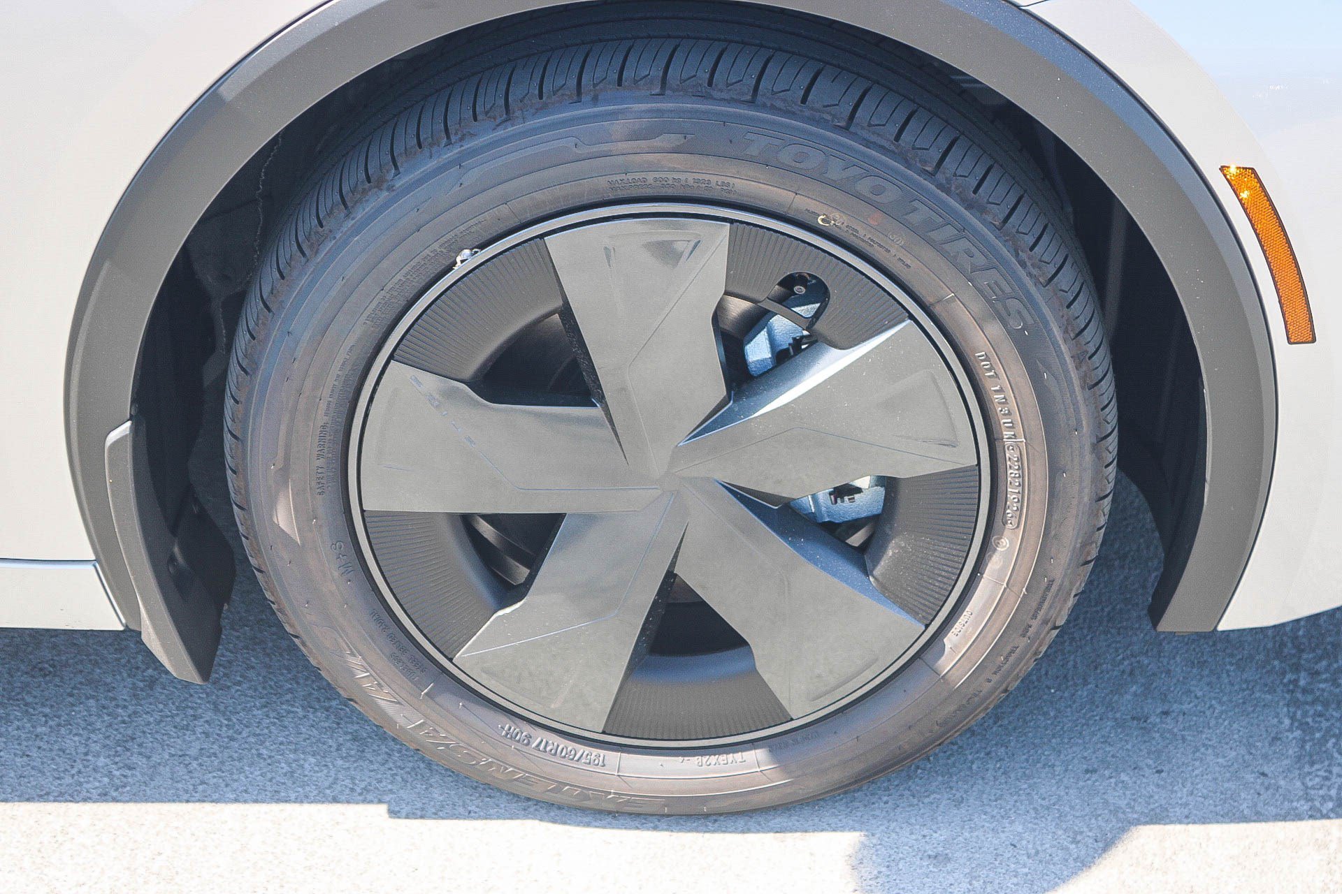 New 2027 Cutting Edge Toyota  SE image 10