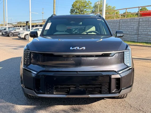 Certified Used 2024 Gray Kia GT-Line image 8
