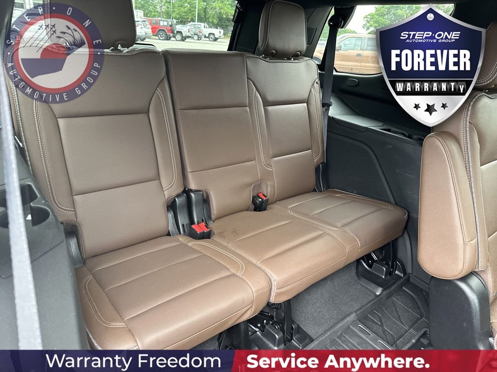 Used 2024 Beige Chevrolet High Country image 40