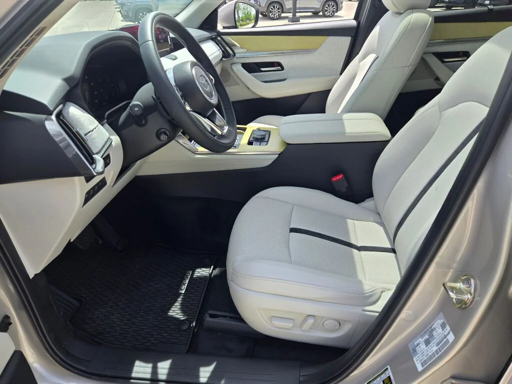 2026 Mazda CX-90 Premium Plus Package - Photo 19
