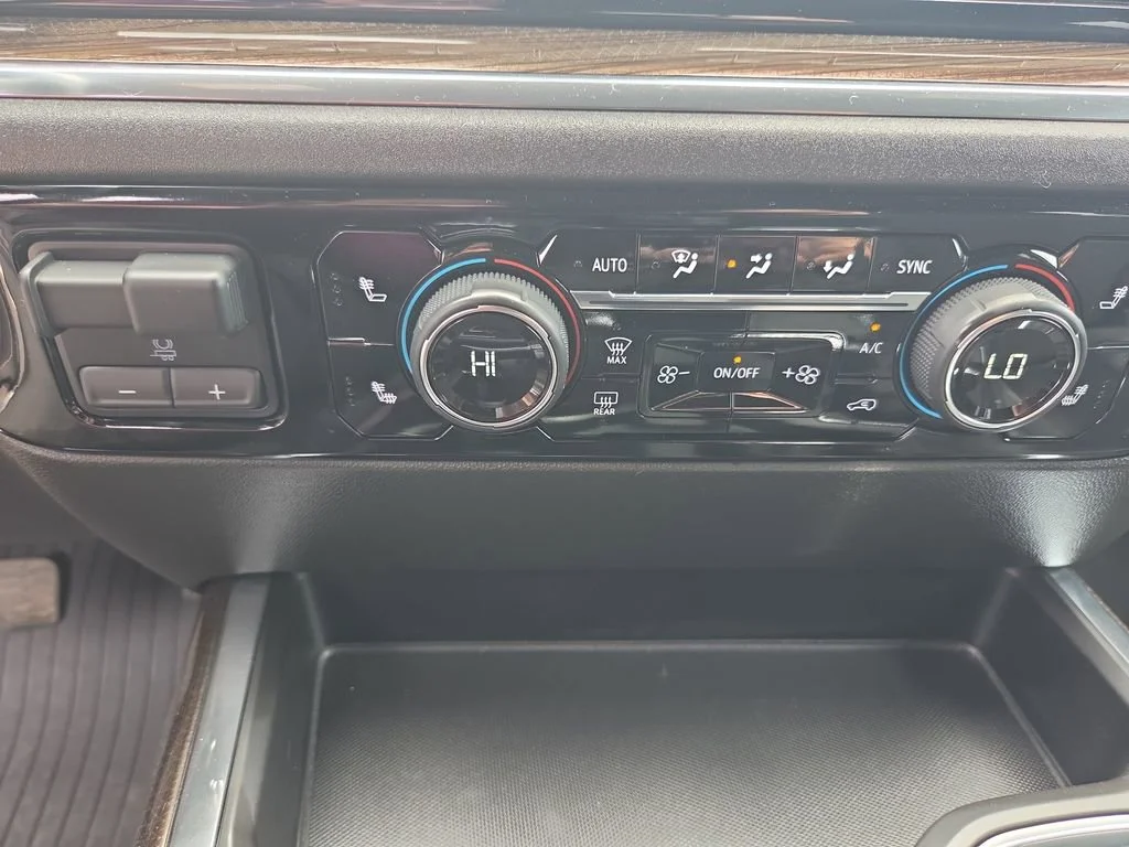2023 Chevrolet Silverado 1500 RST - Photo 24