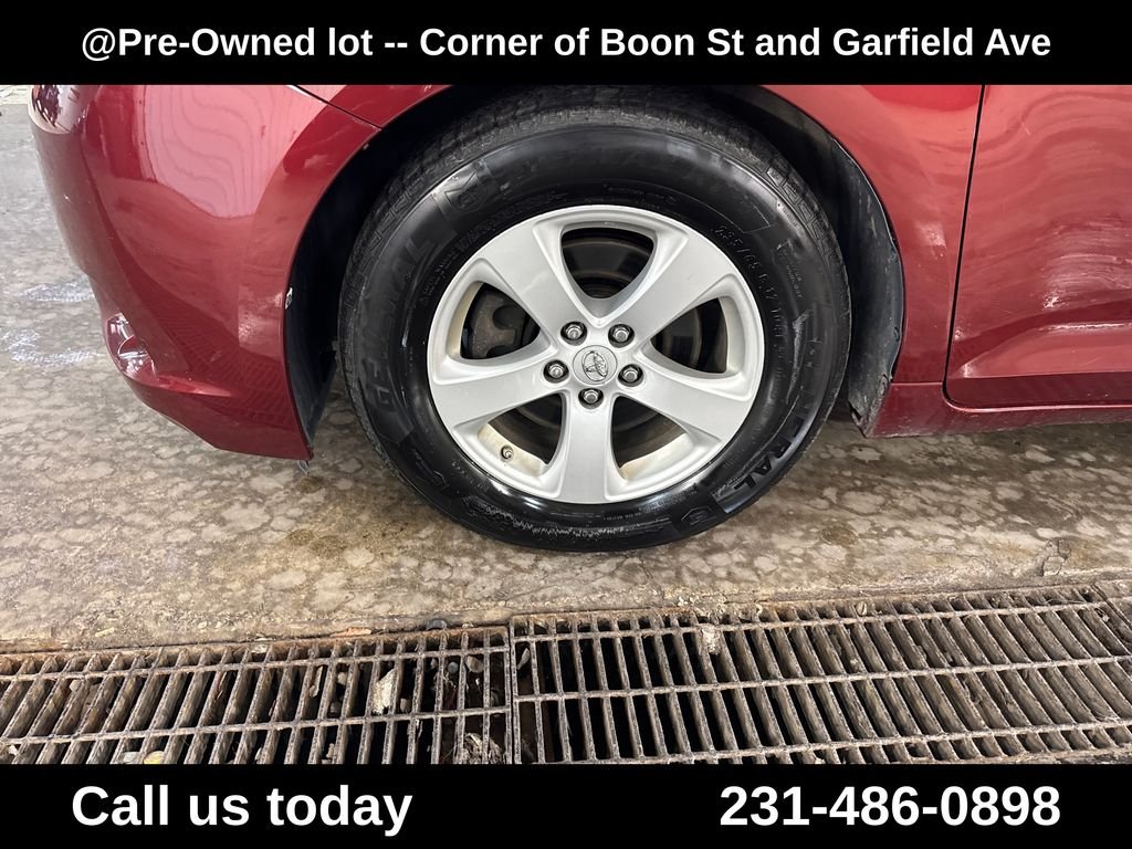 Used 2017 Red Toyota LE image 11
