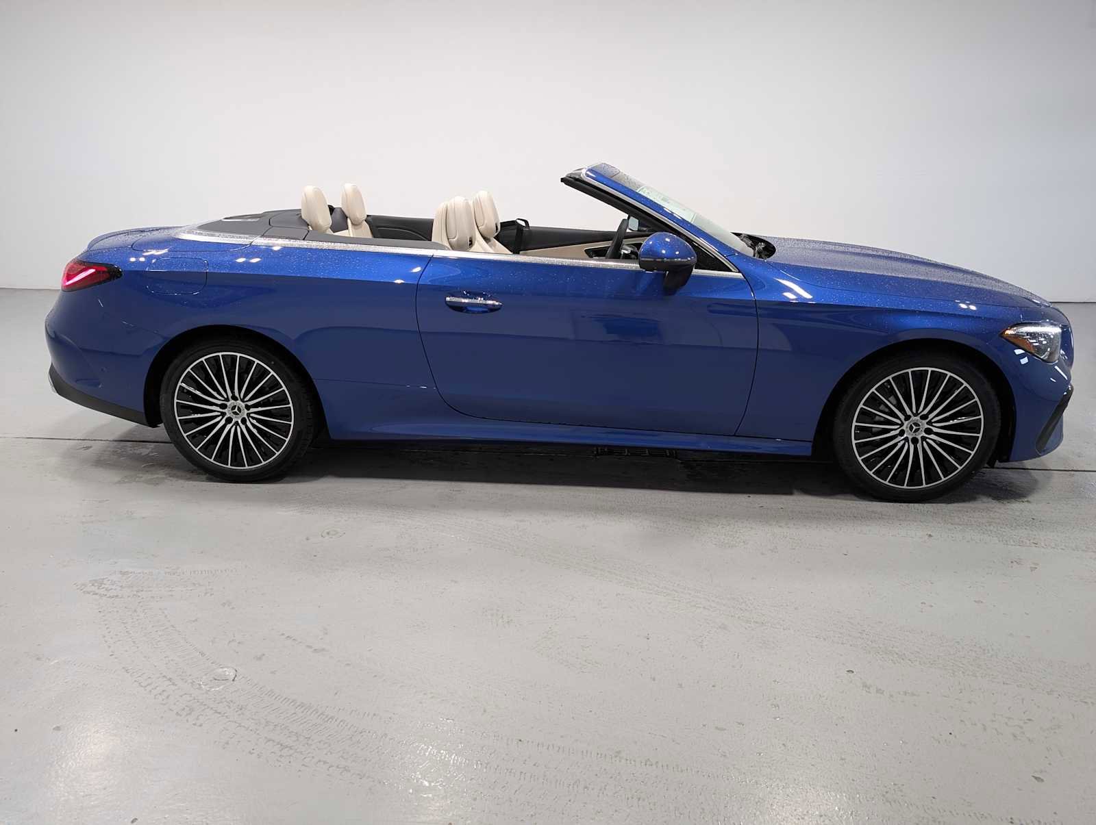 New 2026 Starling Blue Metallic Mercedes-Benz CLE 300 image 13