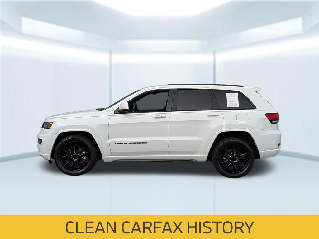 Used 2021 White Jeep Laredo X image 2