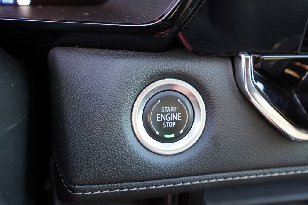 2023 Chevrolet Colorado LT - Photo 29