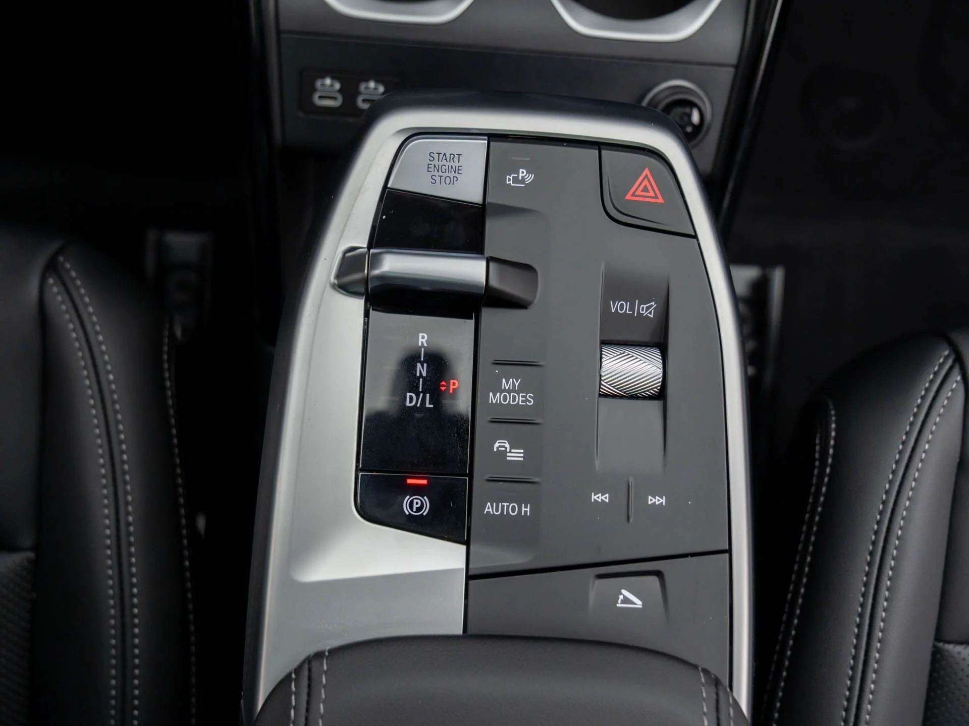 New 2026 White BMW xDrive28i image 20