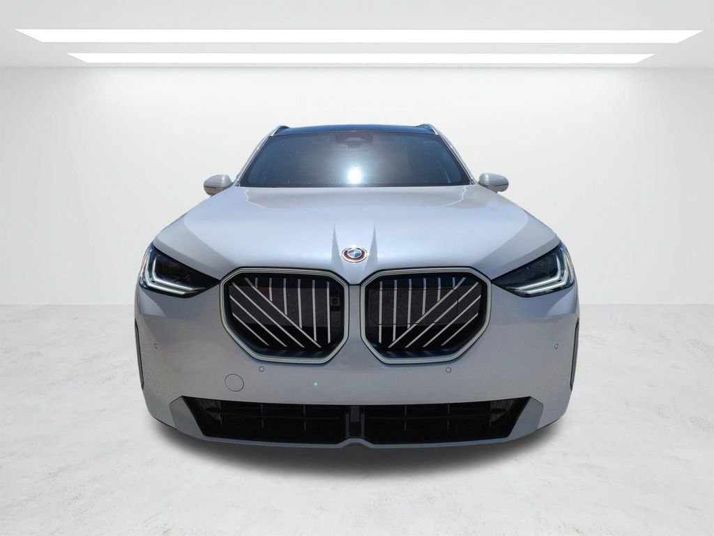 New 2026 White Metallic BMW 30 xDrive image 9