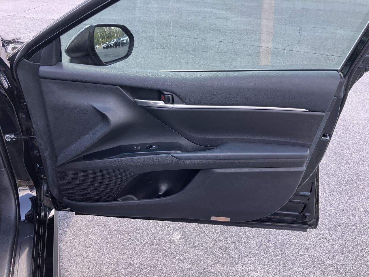 Used 2019 Black (Midnight Black Metallic) Toyota SE image 30