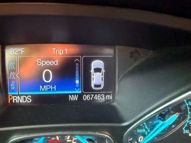 Used 2016 Blue Ford SE image 12