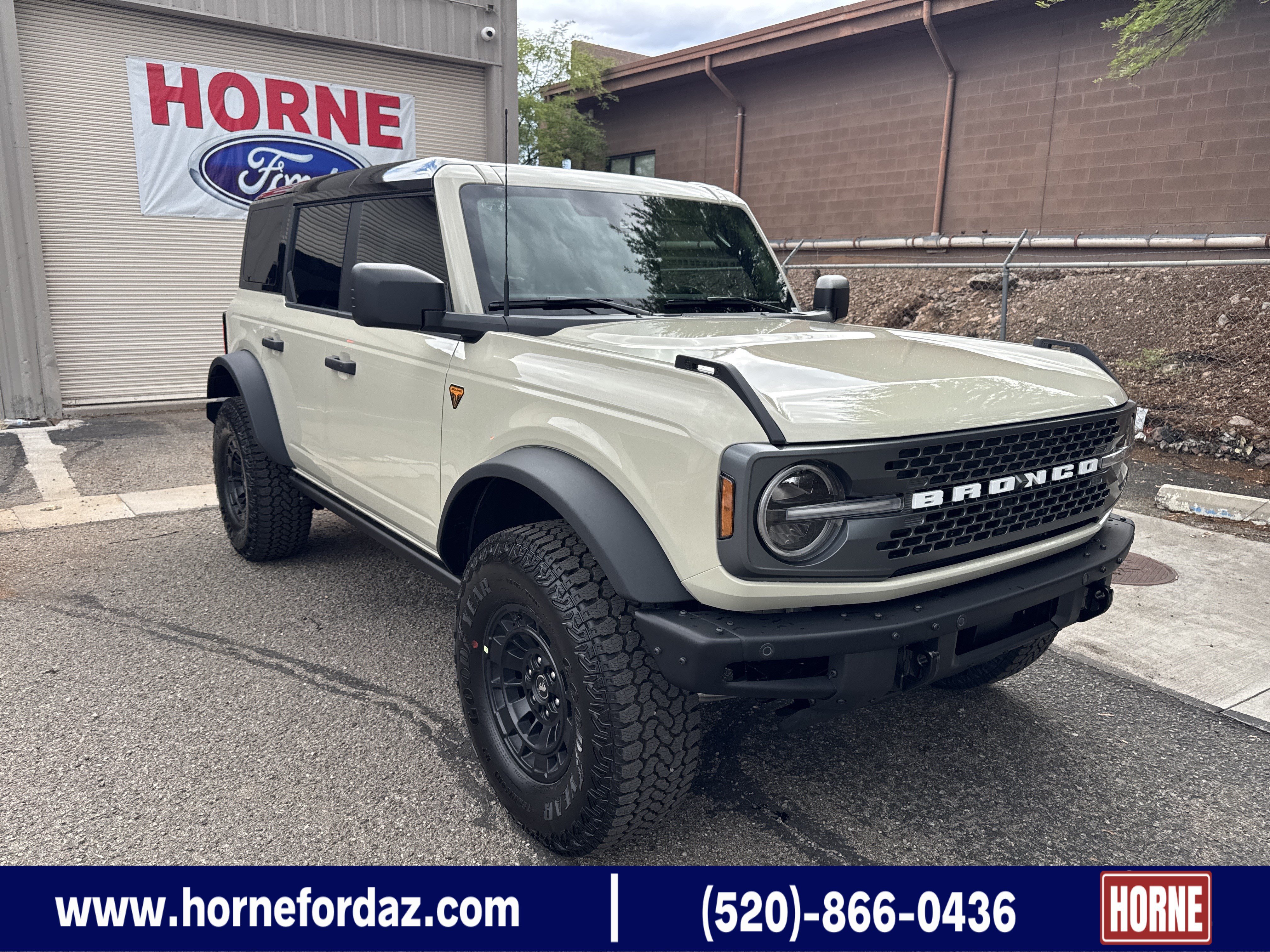 New 2026 Desert Sand Ford Badlands® image 1