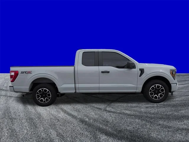 Used 2023 Avalanche Gray Ford XL image 3