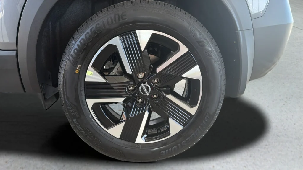 Certified Used 2026 Gun Metallic Nissan SV image 25