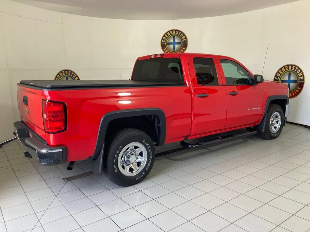 Used 2018 RED HOT Chevrolet LS image 17