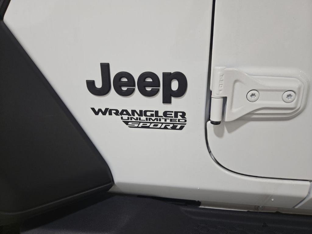 Used 2021 Bright White Clearcoat Jeep Unlimited Sport S image 30