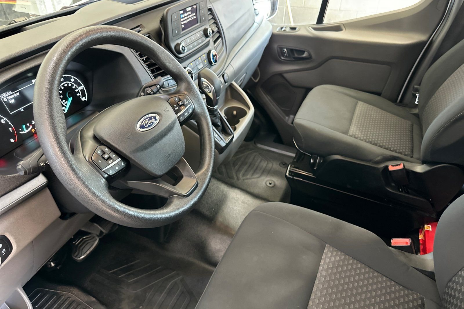 Used 2025 White Ford Base image 9