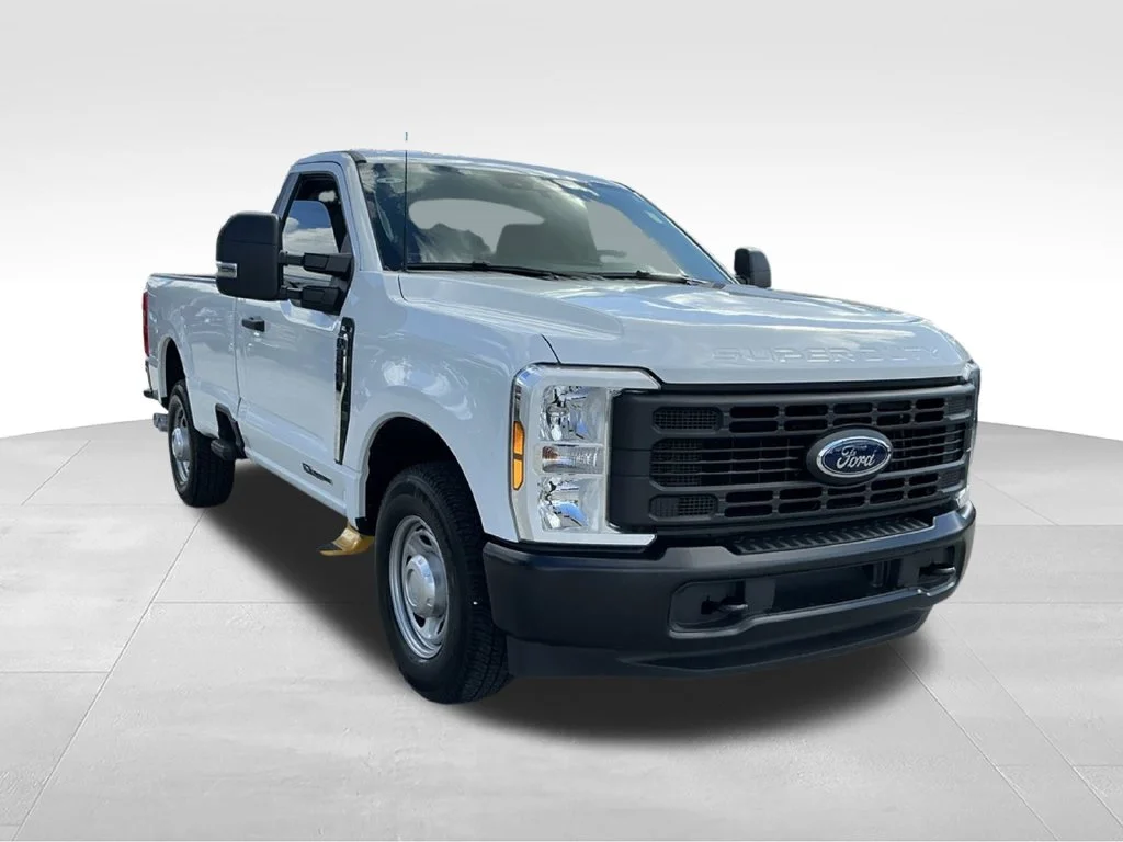 Used 2026 White Ford XL image 12