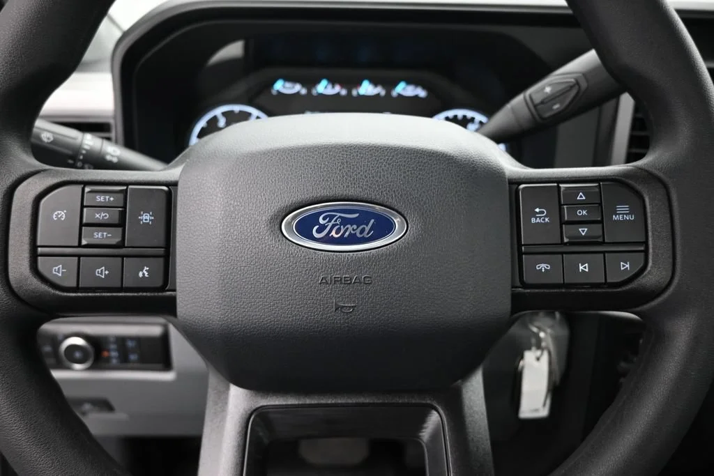 New 2026 Oxford White Ford XL image 11