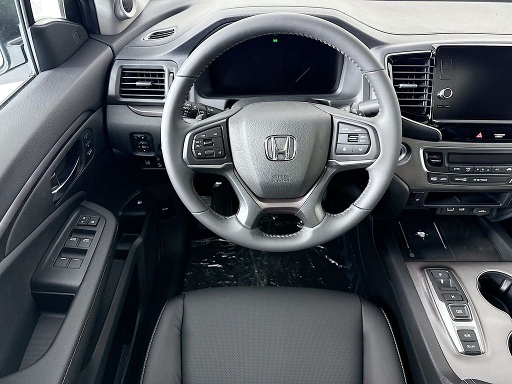New 2026 Platinum White Pearl Honda RTL image 10