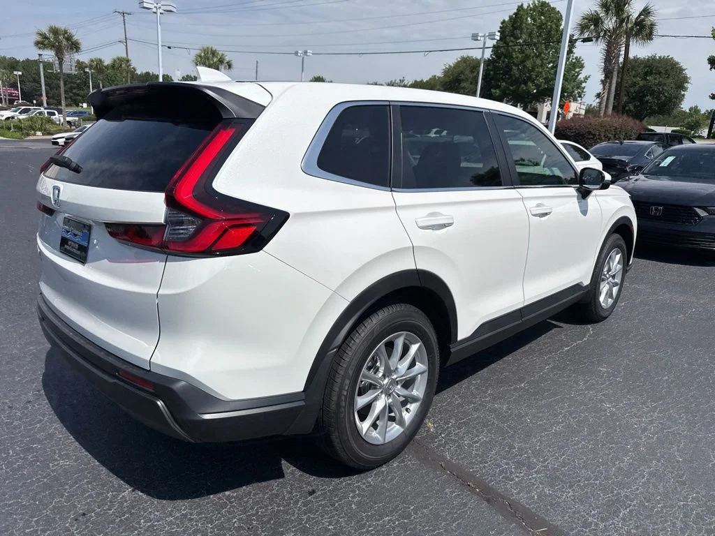 New 2026 Platinum White Pearl Honda EX image 3