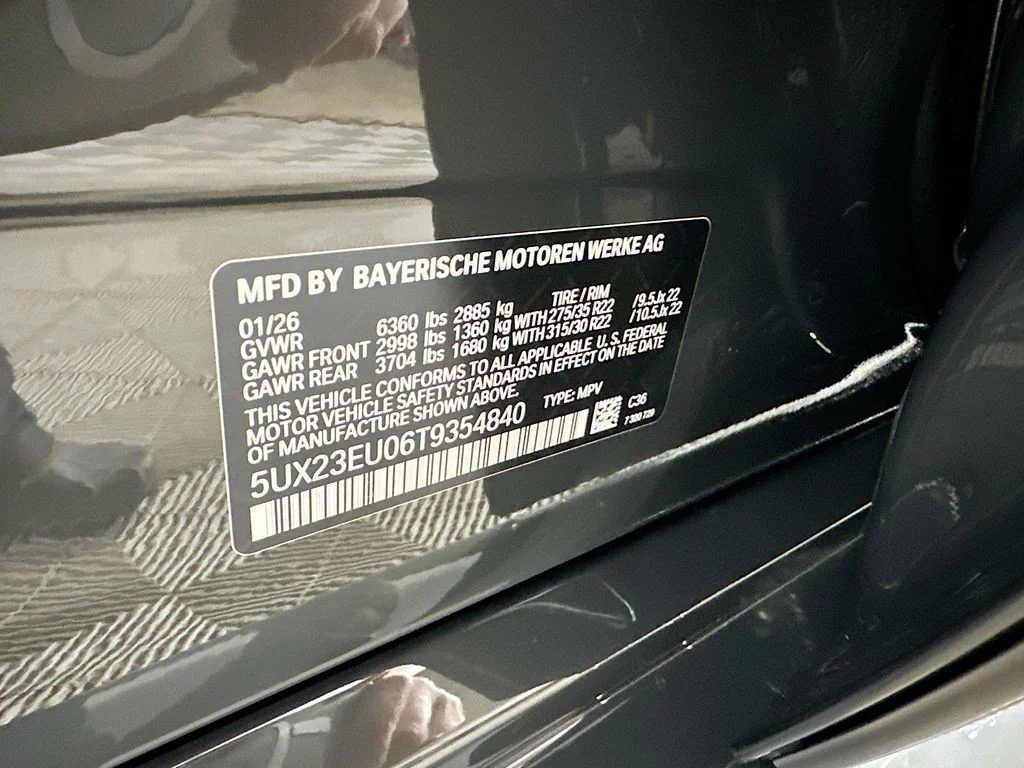 New 2026 Gray Metallic BMW xDrive40i image 31