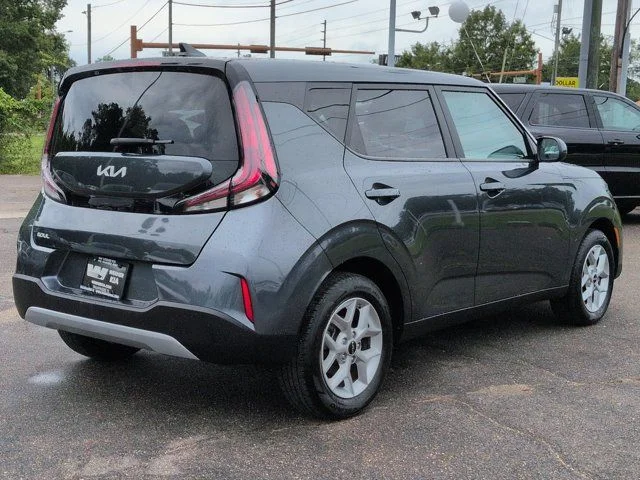 Used 2025 Gray Kia LX image 5