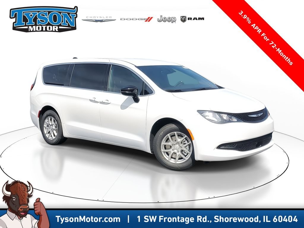 2026 Chrysler Voyager LX's photo
