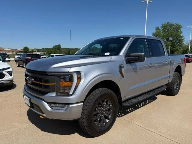 Used 2023 Gray Ford XL image 8