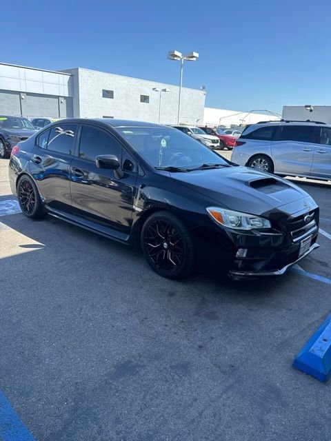 Used 2017 Crystal Black Silica Subaru Premium image 10