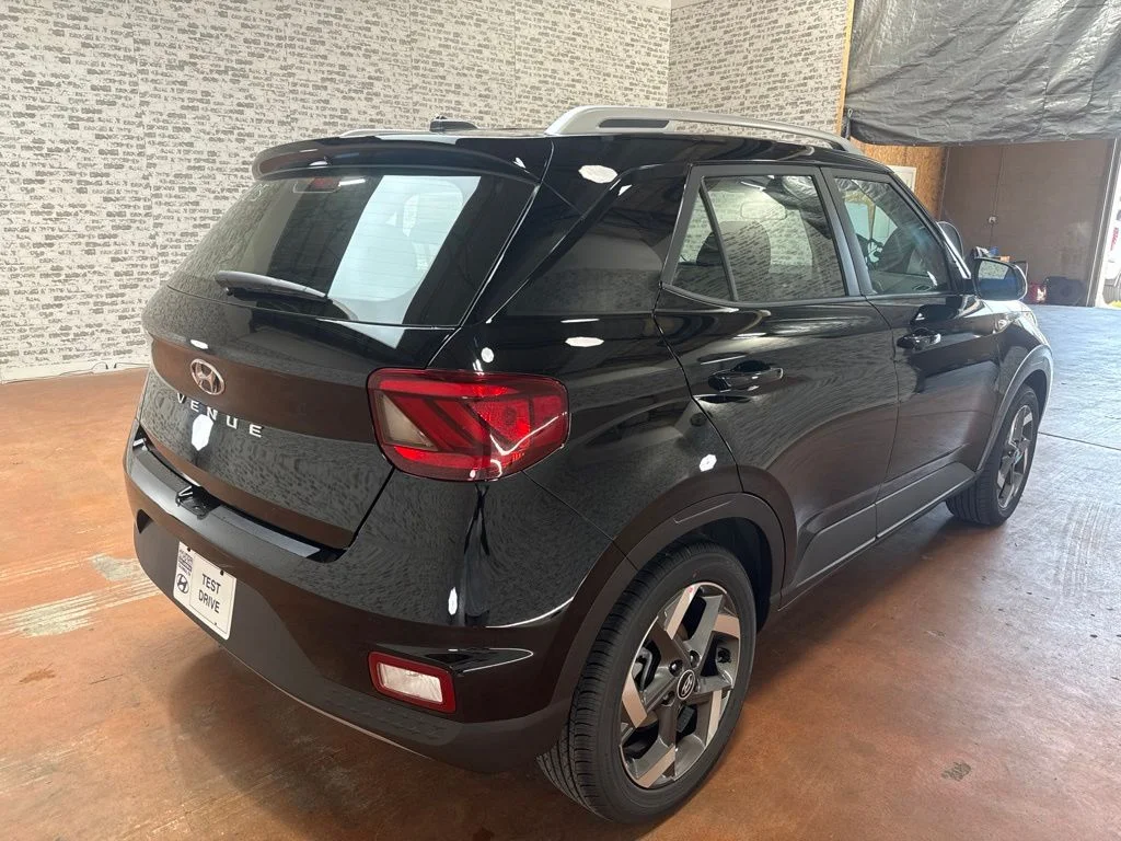 New 2026 Onyx Black Hyundai SEL image 7