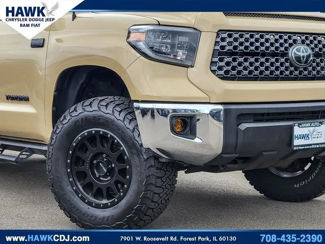 Used 2018  Toyota SR5 image 3