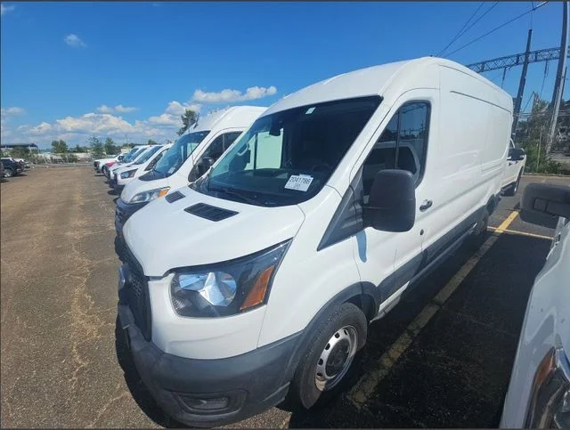 Used 2024 Oxford White Ford Base image 3