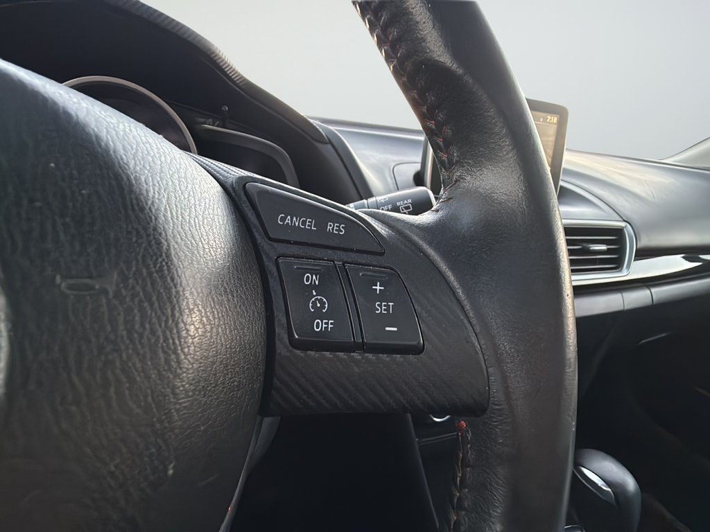 Used 2016 Blue Mazda i Grand Touring image 14