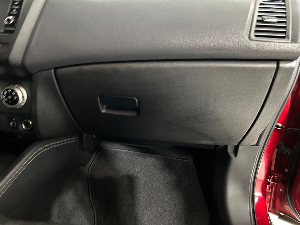 Used 2022 Red Mitsubishi 2.0 ES image 24