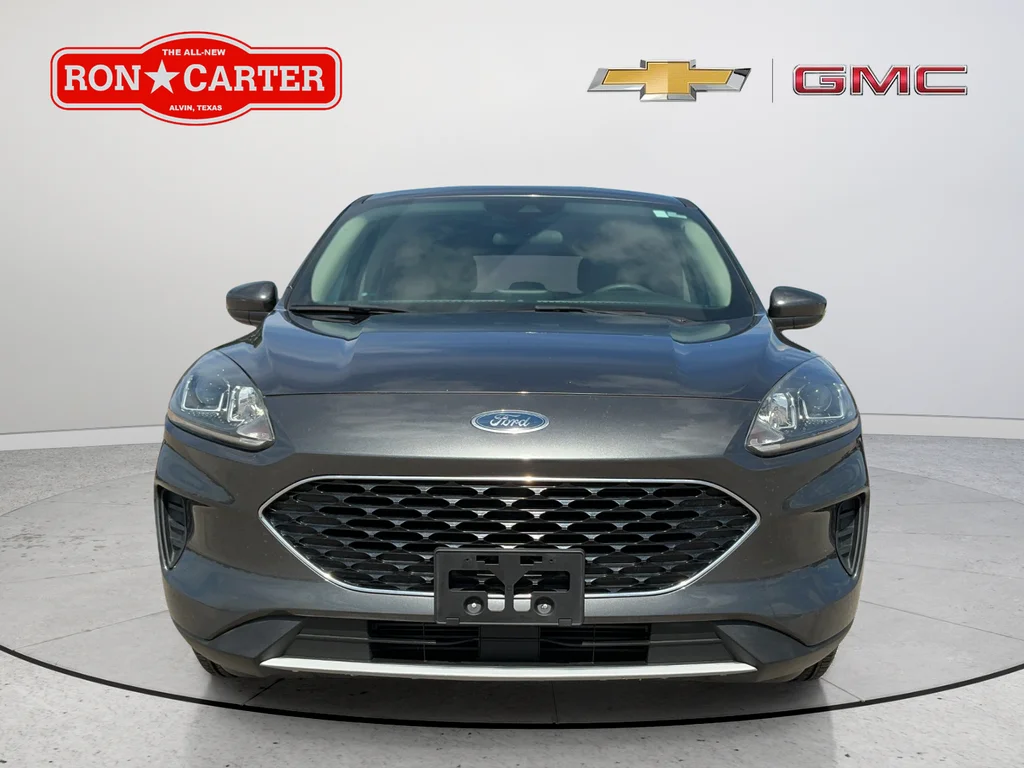 Used 2020 Ford Escape SE with VIN 1FMCU0G64LUB66302 for sale in Alvin, TX