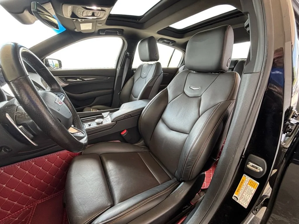Used 2023 BLACK RAVEN Cadillac Sport image 25