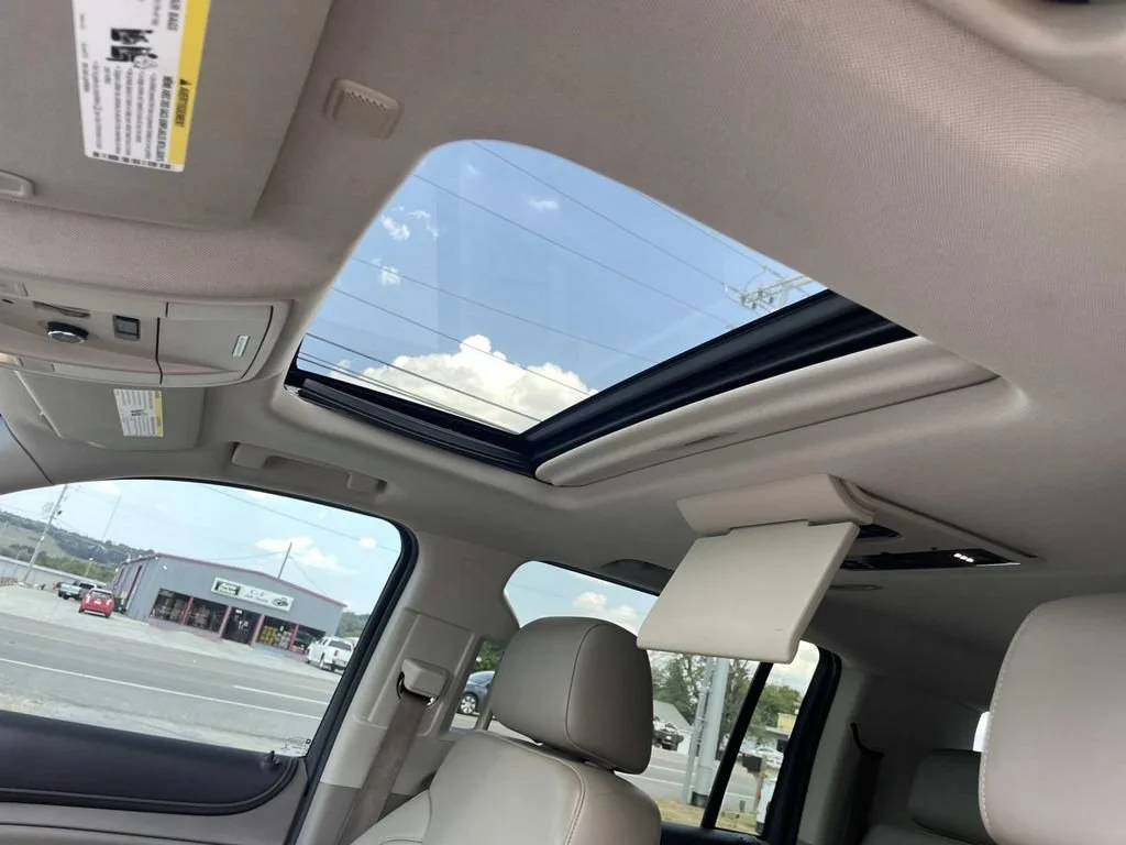 Used 2015 SUMMIT WHITE GMC SLT image 21