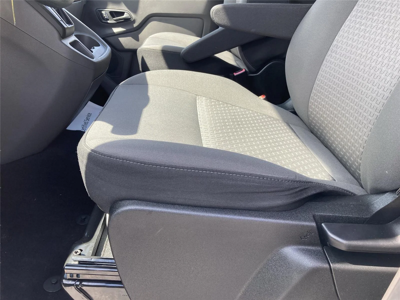 Used 2024 Oxford White Ford 350 XLT image 27